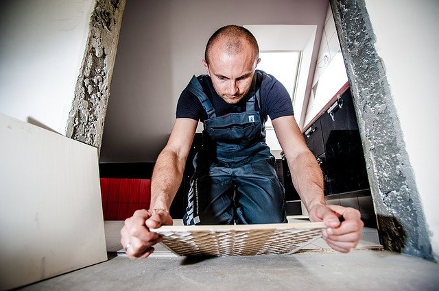 Eigenleistung beim Hausbau: Welche Werkzeuge braucht man?