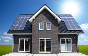 Photovoltaikanlagen - Vergütung von Solarstrom ab 2017; Bild: Mark Mumm / pixelio.de