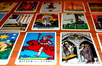 Tarot und Kartenlegen; Bild: sassi / pixelio.de