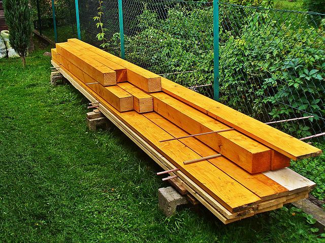 So pflegen Sie Ihren Carport aus Holz
